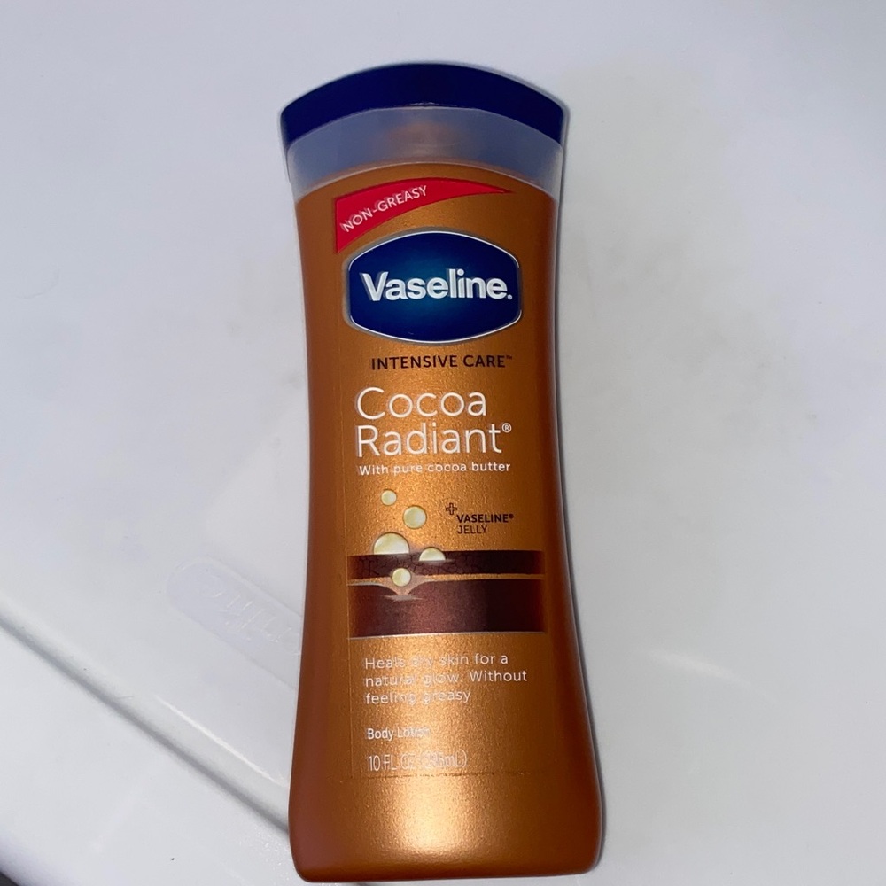 Cocoa Radiant Body Lotion - Brown